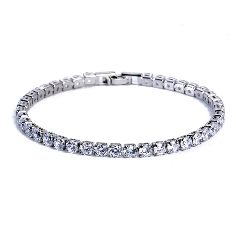Armband mit kubischem Kettenglied